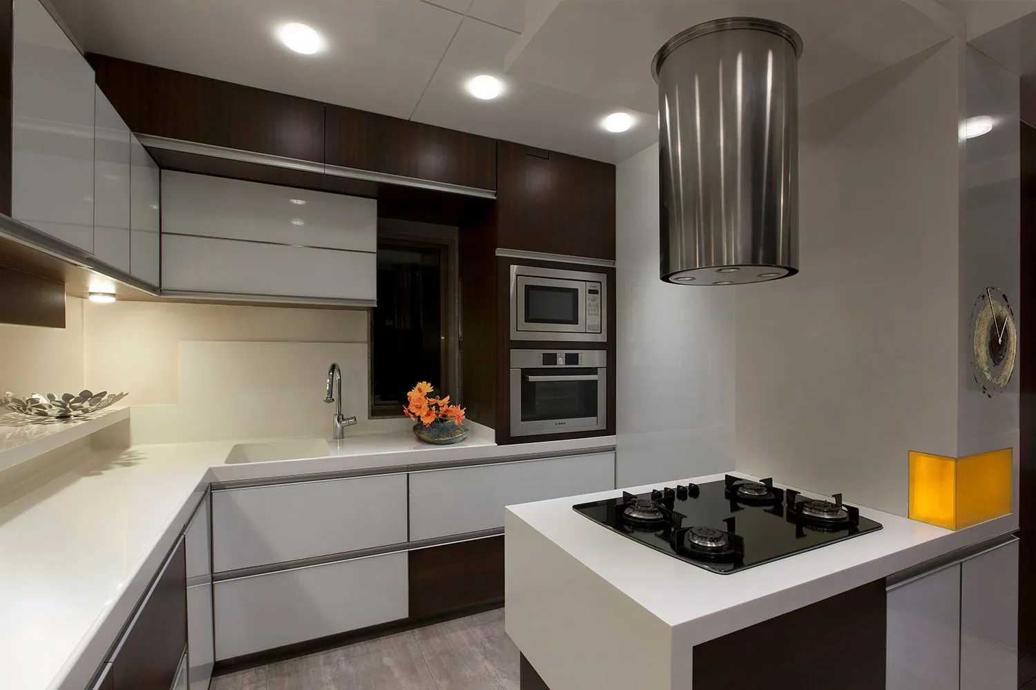 Apartment by the Bay: Kitchen