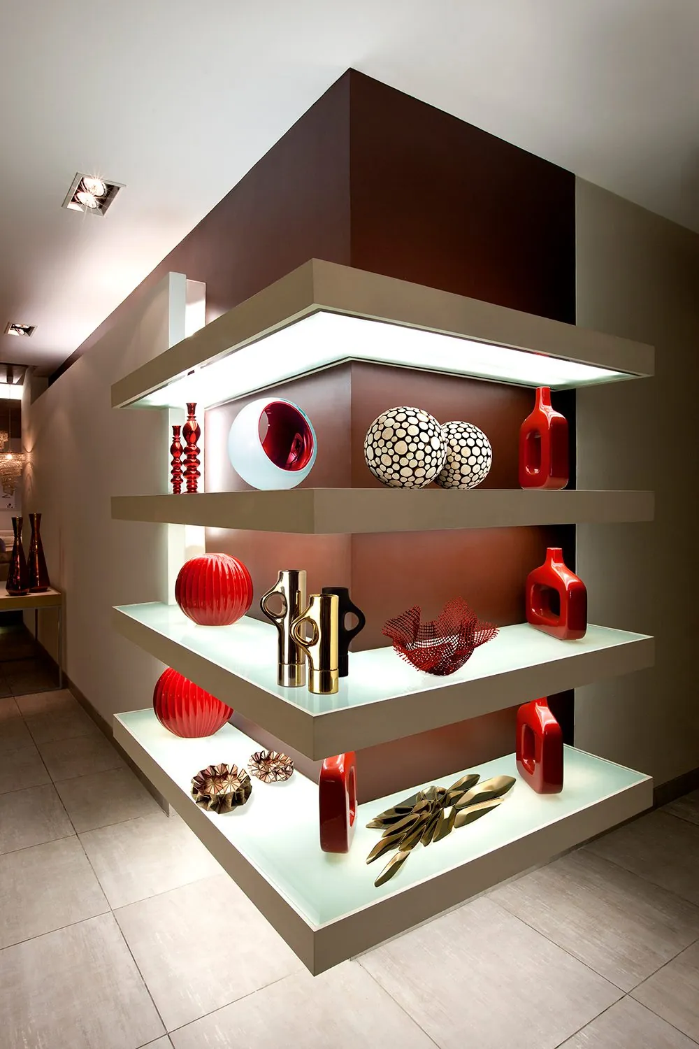 Stanley Lifestyle Store: Display shelves