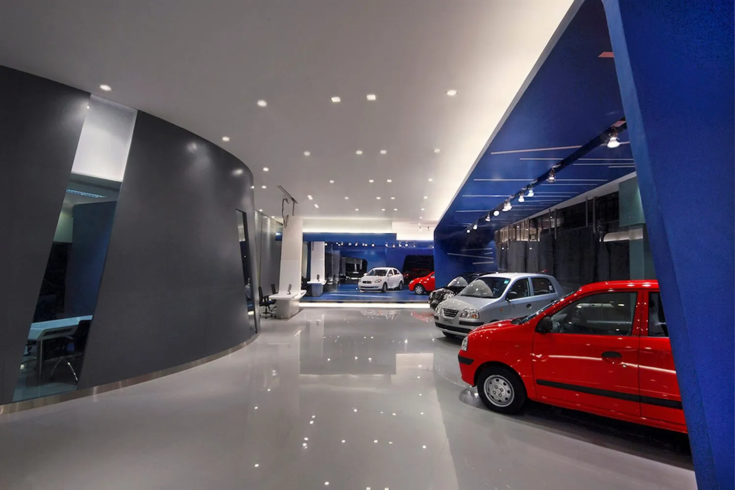 Wrap-4: Display floor