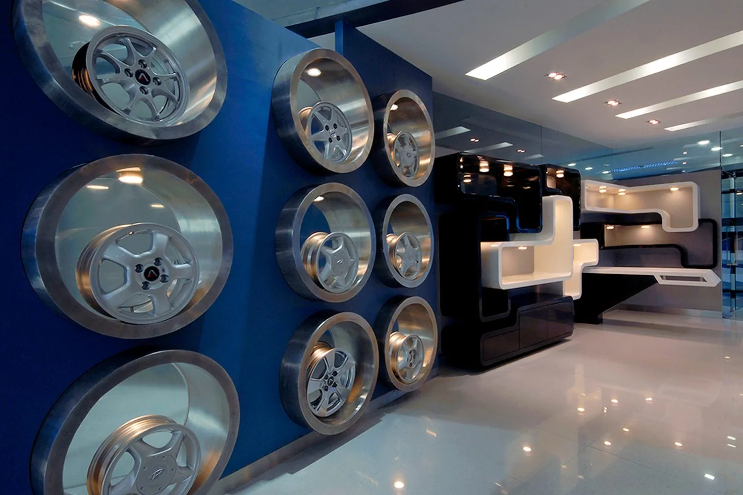 Wrap-4: Wheel wall